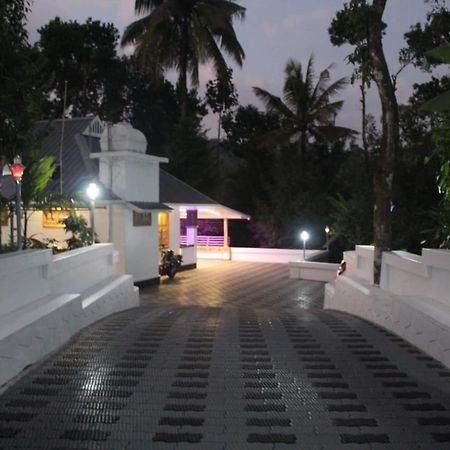 4 Acre Woods Farm Stay Munnar Exterior foto